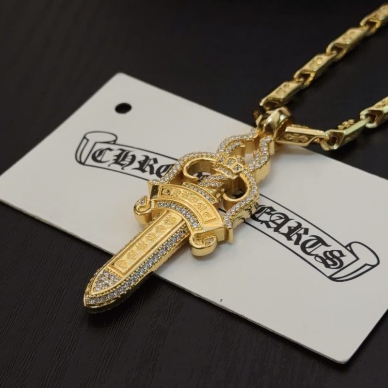 Ch*0me He**ts necklaces